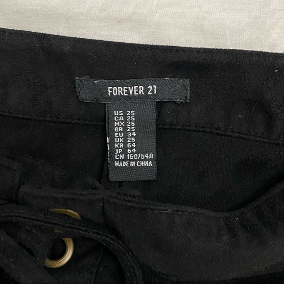 3/$20 Lace-up shorts - Picture 5 of 5